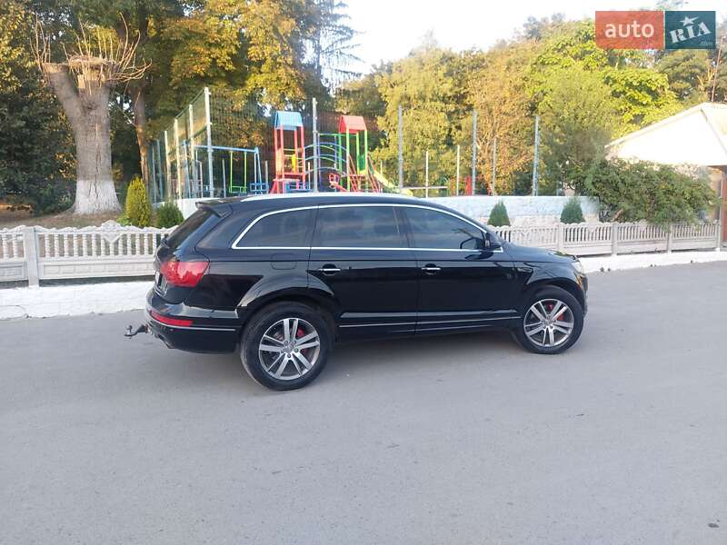 Внедорожник / Кроссовер Audi Q7 2012 в Смотриче