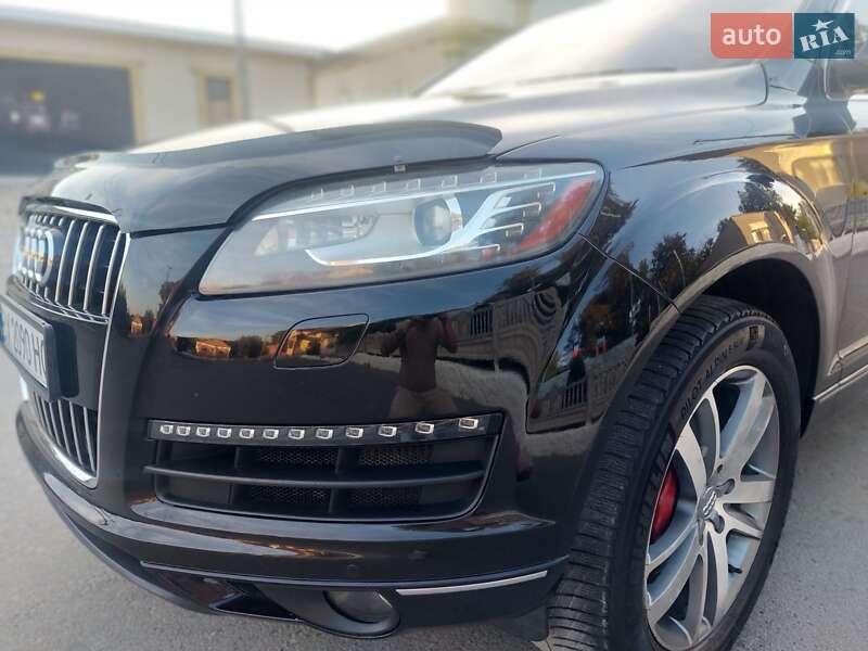 Внедорожник / Кроссовер Audi Q7 2012 в Смотриче