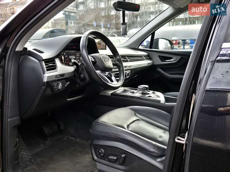 Внедорожник / Кроссовер Audi Q7 2018 в Киеве