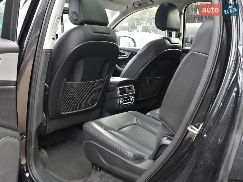 Внедорожник / Кроссовер Audi Q7 2018 в Киеве