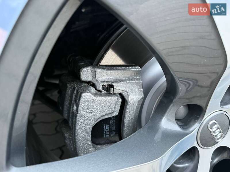 Внедорожник / Кроссовер Audi Q7 2017 в Ровно