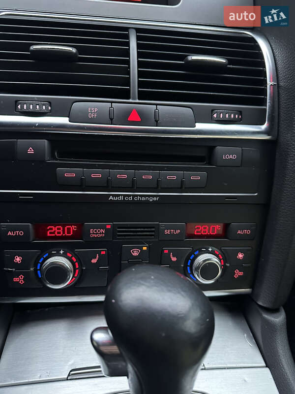 Внедорожник / Кроссовер Audi Q7 2009 в Млинове