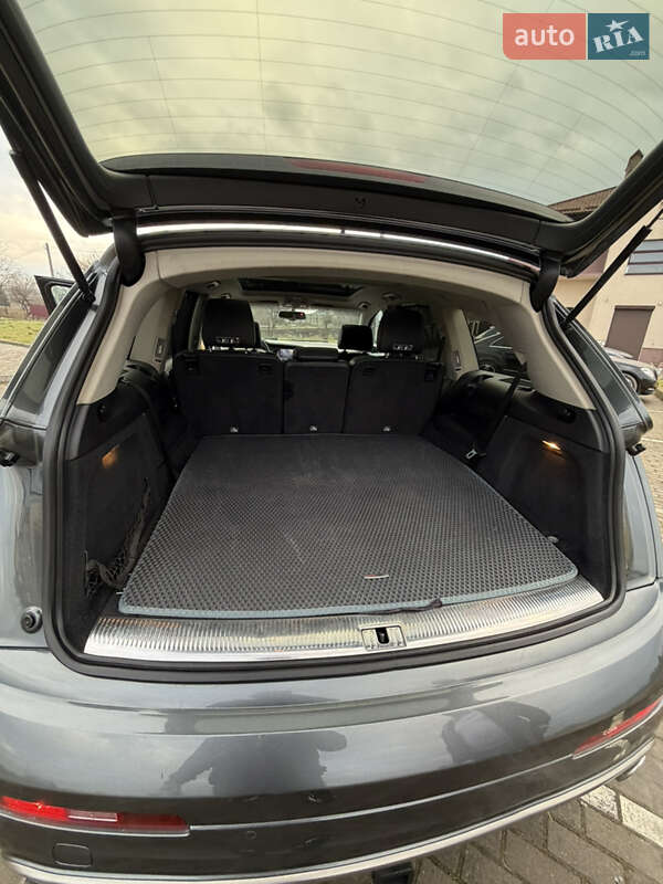 Внедорожник / Кроссовер Audi Q7 2015 в Львове