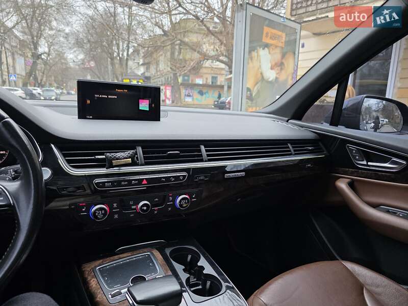 Внедорожник / Кроссовер Audi Q7 2016 в Одессе фото 8 Внедорожник / Кроссовер Audi Q7 2016 в Одессе