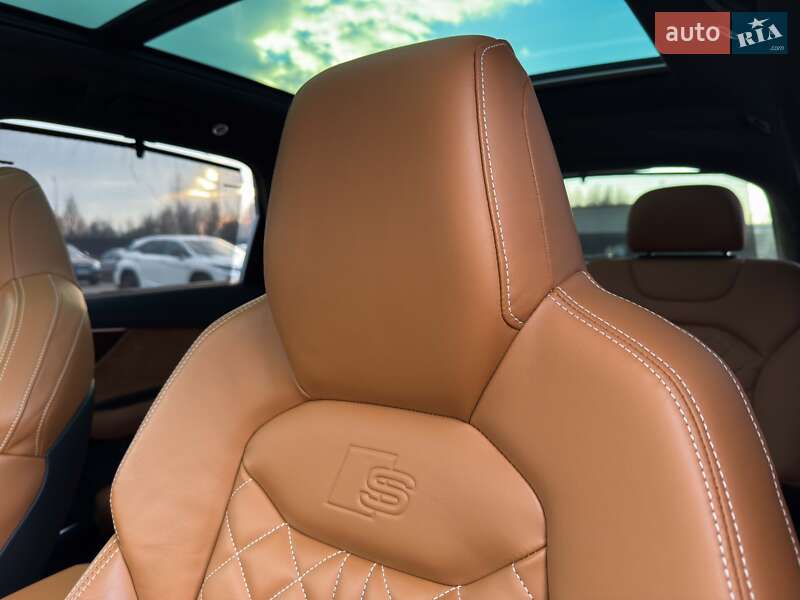 Внедорожник / Кроссовер Audi Q7 2021 в Луцке