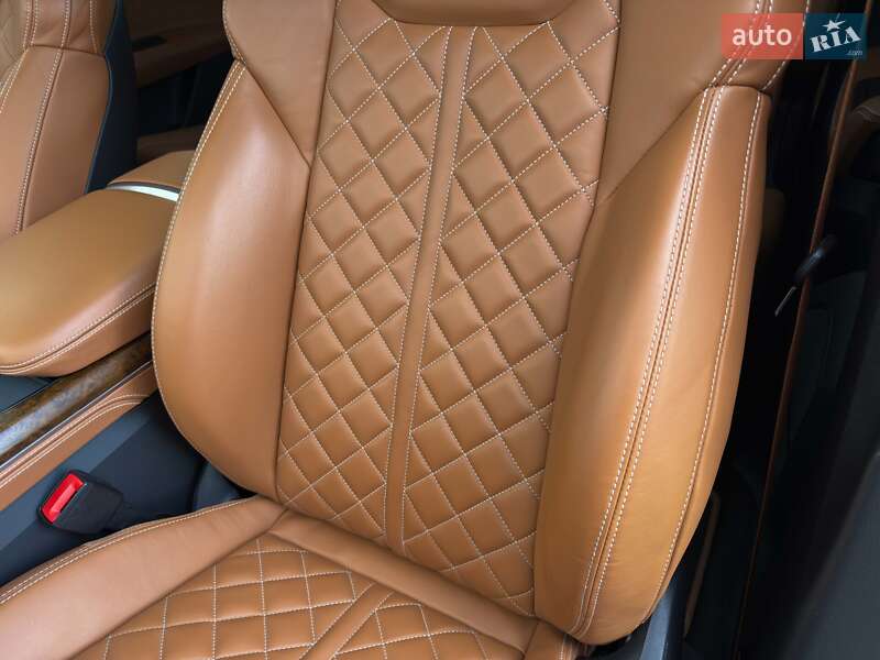 Внедорожник / Кроссовер Audi Q7 2021 в Луцке