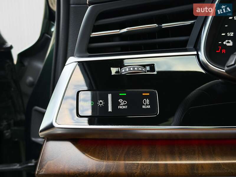 Внедорожник / Кроссовер Audi Q7 2021 в Луцке