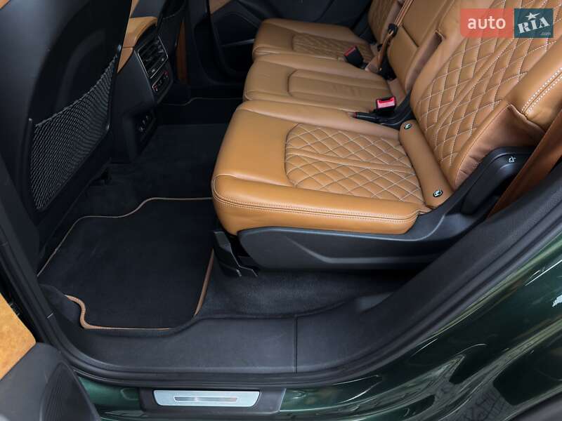Внедорожник / Кроссовер Audi Q7 2021 в Луцке