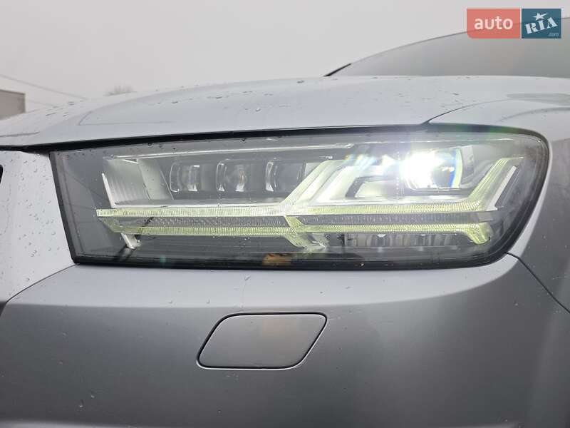 Внедорожник / Кроссовер Audi Q7 2016 в Харькове