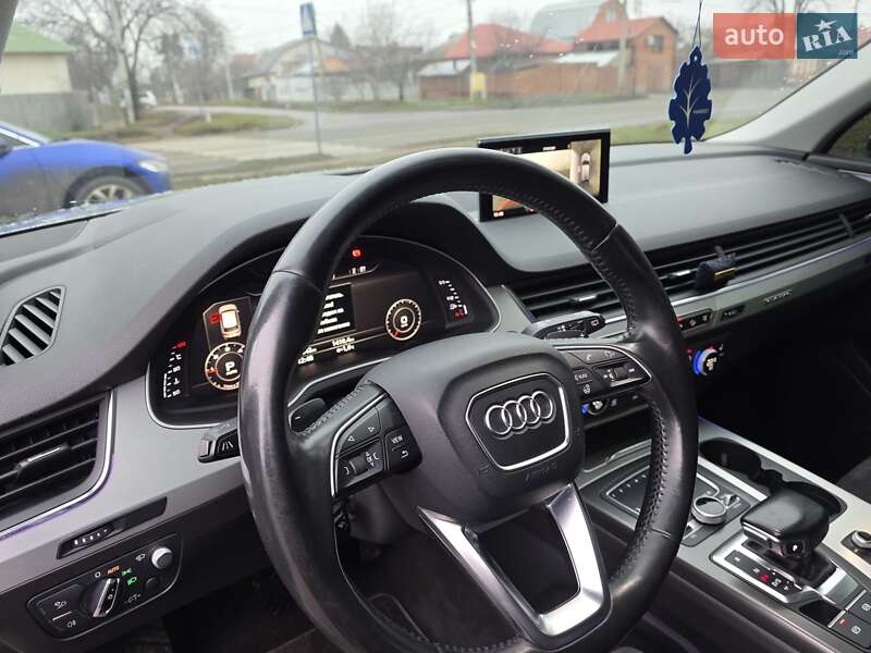Внедорожник / Кроссовер Audi Q7 2016 в Харькове