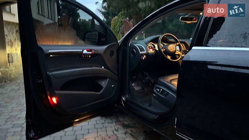 Внедорожник / Кроссовер Audi Q7 2012 в Хмельницком