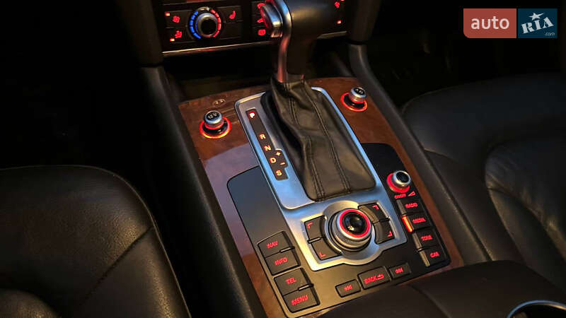 Внедорожник / Кроссовер Audi Q7 2012 в Хмельницком