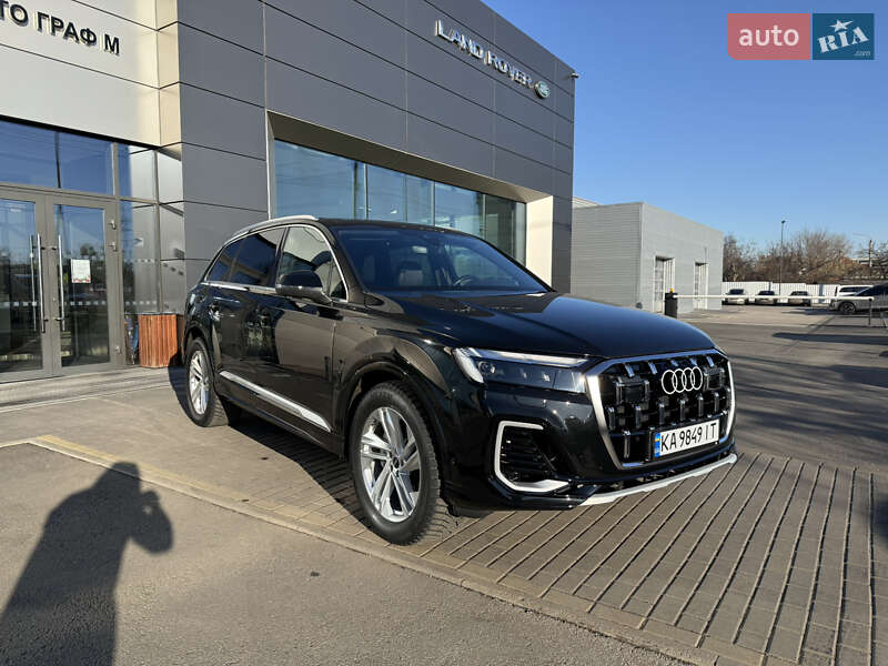 Внедорожник / Кроссовер Audi Q7 2022 в Харькове