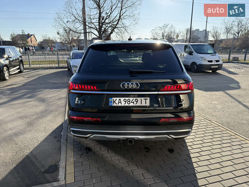 Внедорожник / Кроссовер Audi Q7 2022 в Харькове