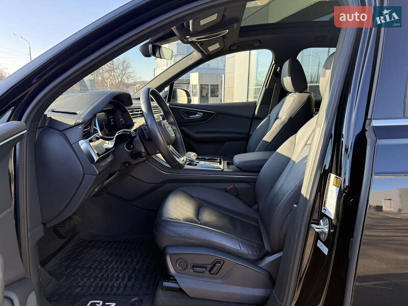 Внедорожник / Кроссовер Audi Q7 2022 в Харькове
