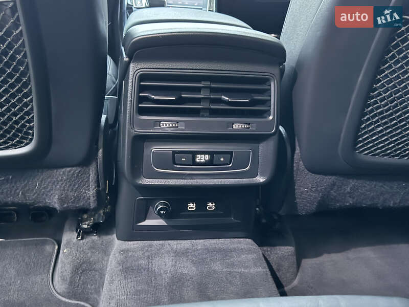 Внедорожник / Кроссовер Audi Q7 2021 в Полтаве