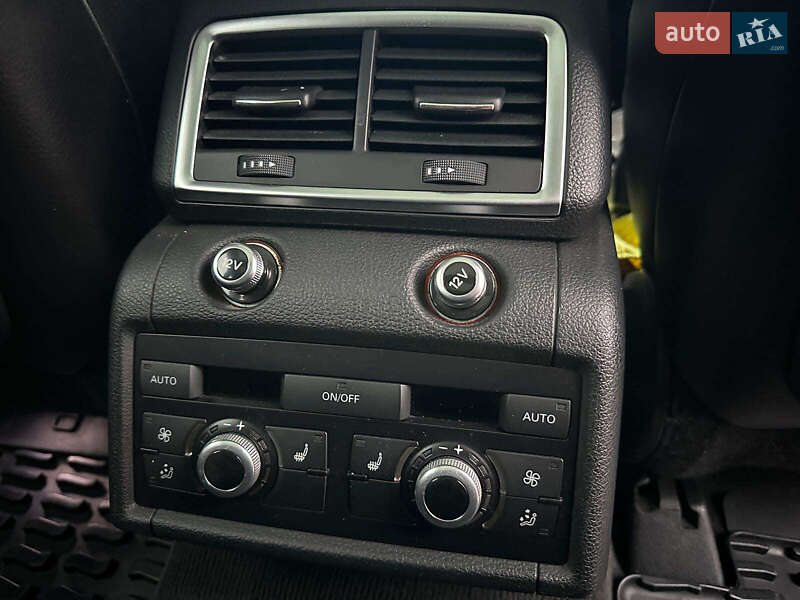 Внедорожник / Кроссовер Audi Q7 2010 в Запорожье