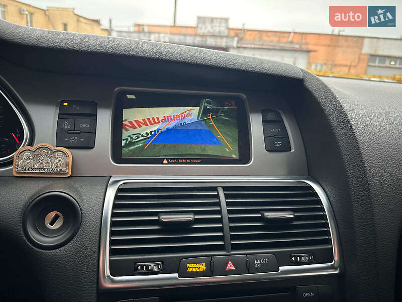 Внедорожник / Кроссовер Audi Q7 2010 в Запорожье