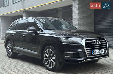 Внедорожник / Кроссовер Audi Q7 2016 в Киеве