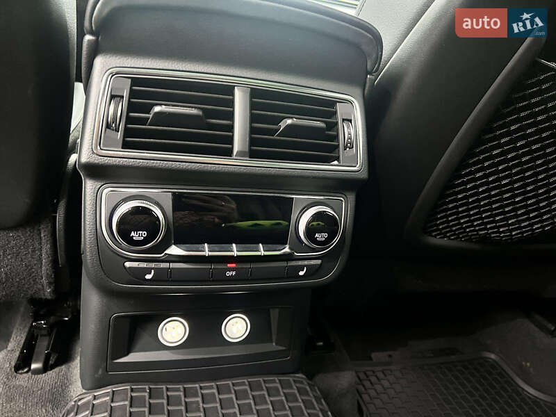 Внедорожник / Кроссовер Audi Q7 2019 в Киеве