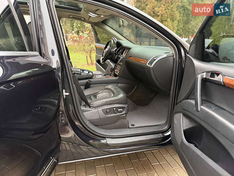 Позашляховик / Кросовер Audi Q7 2010 в Кам'янець-Подільському фото 65 Позашляховик / Кросовер Audi Q7 2010 в Кам'янець-Подільському