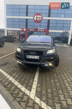 Внедорожник / Кроссовер Audi Q7 2008 в Черновцах