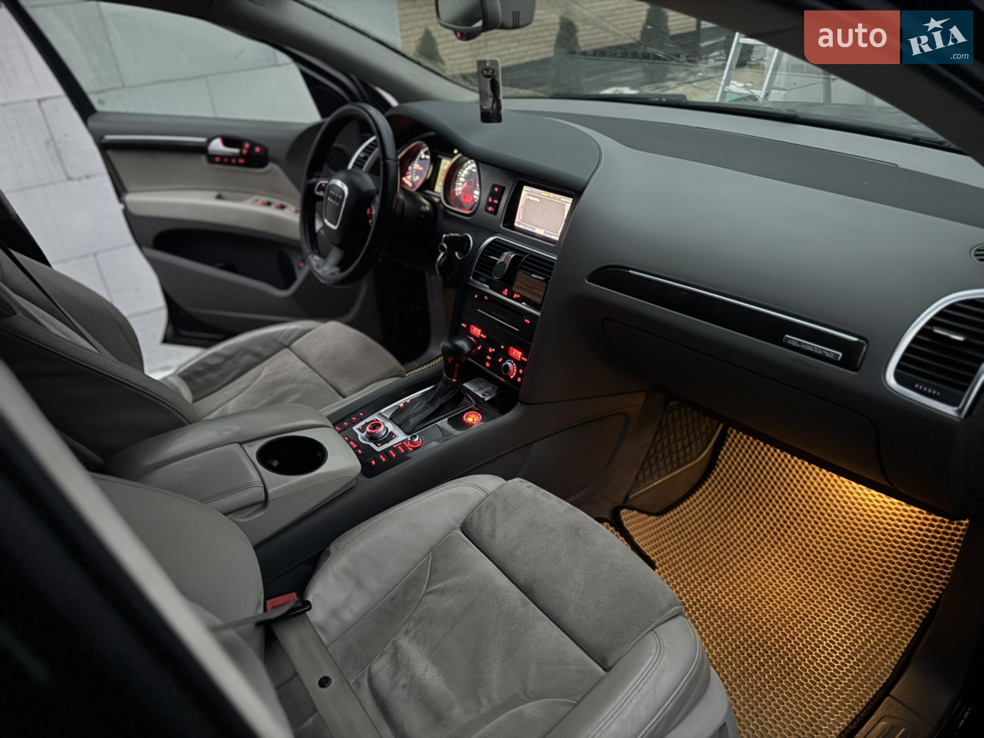 2010 Audi Q7 - мініатюра 5