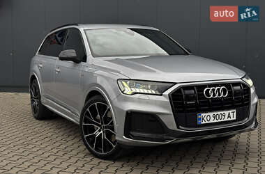 Позашляховик / Кросовер Audi Q7 2020 в Мукачевому