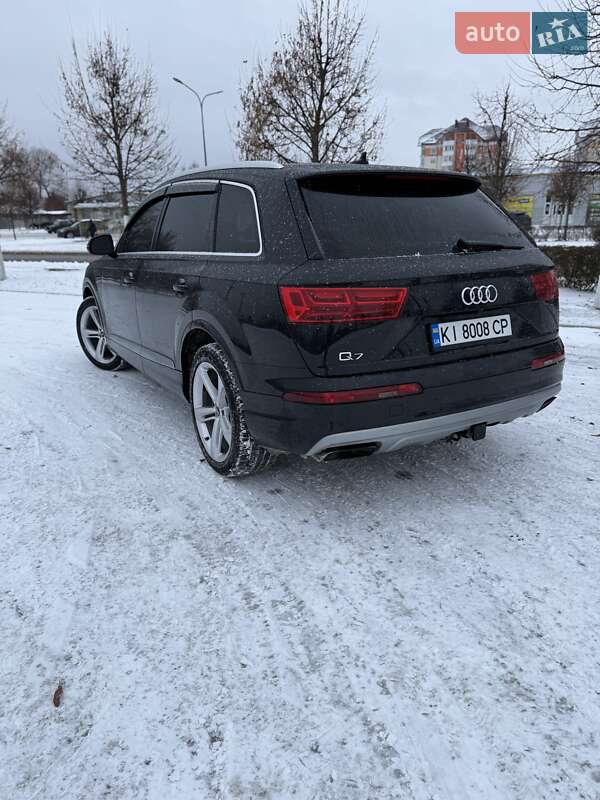 Внедорожник / Кроссовер Audi Q7 2018 в Киеве