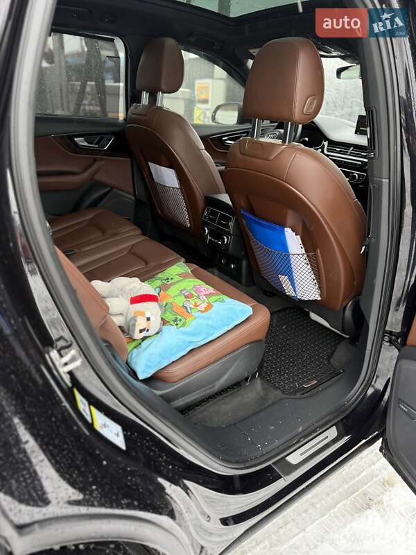 Внедорожник / Кроссовер Audi Q7 2018 в Киеве