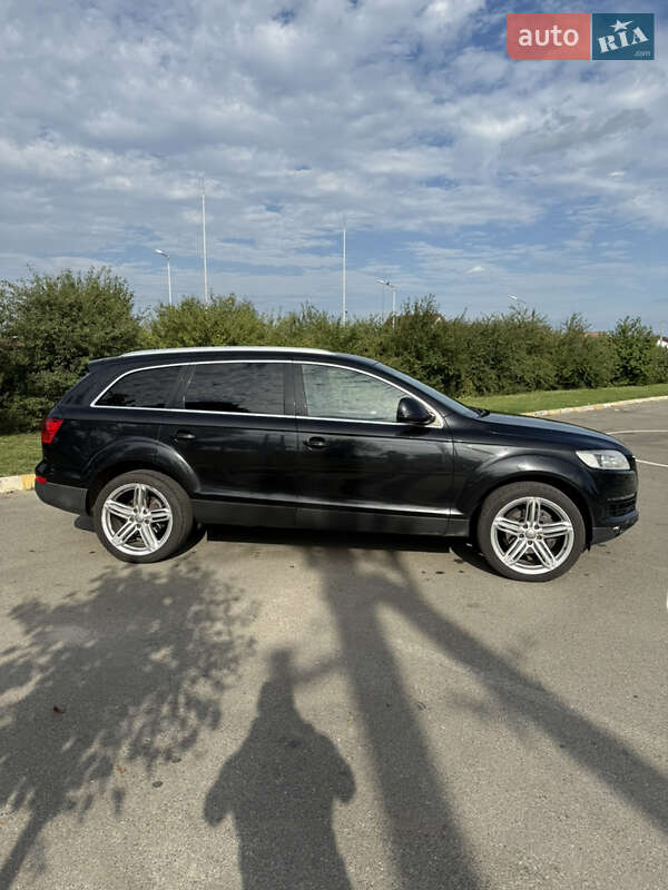 Позашляховик / Кросовер Audi Q7 2007 в Краматорську