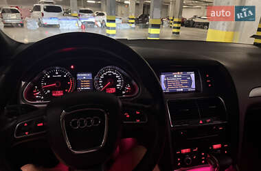 Внедорожник / Кроссовер Audi Q7 2010 в Одессе
