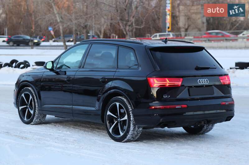 Позашляховик / Кросовер Audi Q7 2018 в Києві фото 4 Позашляховик / Кросовер Audi Q7 2018 в Києві