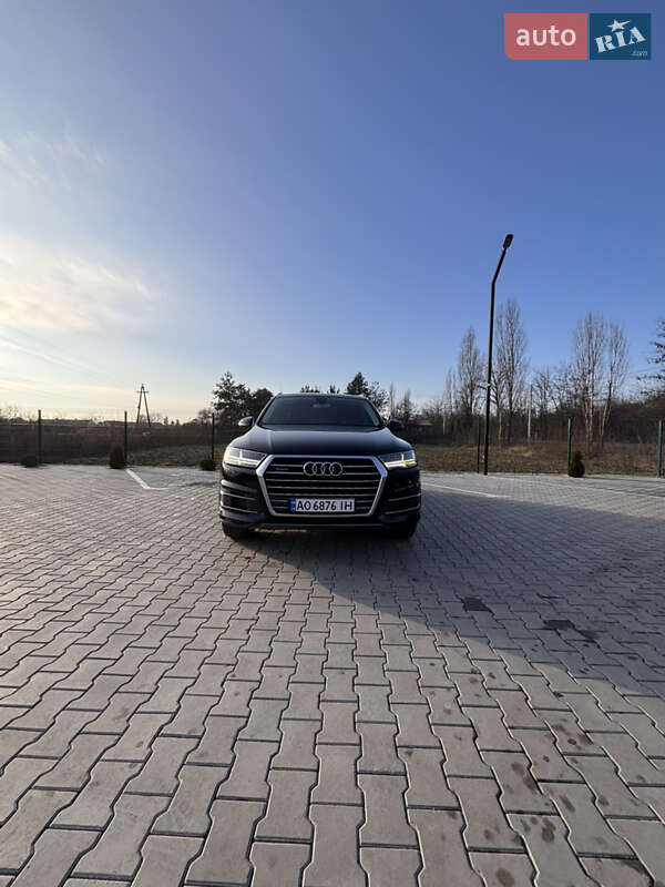 Audi Q7 2015