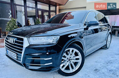 Внедорожник / Кроссовер Audi Q7 2015 в Хмельницком