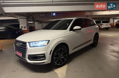 Позашляховик / Кросовер Audi Q7 2017 в Запоріжжі