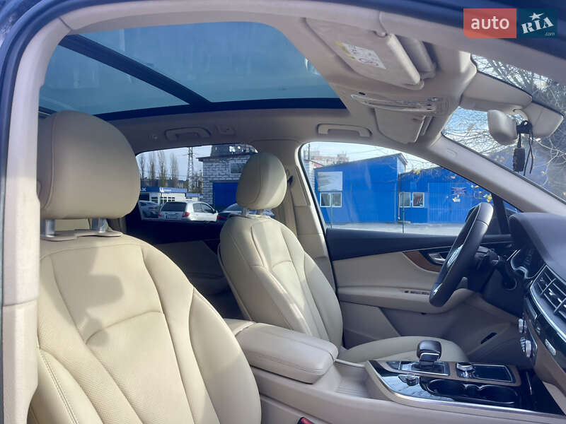Внедорожник / Кроссовер Audi Q7 2016 в Киеве фото 27 Внедорожник / Кроссовер Audi Q7 2016 в Киеве