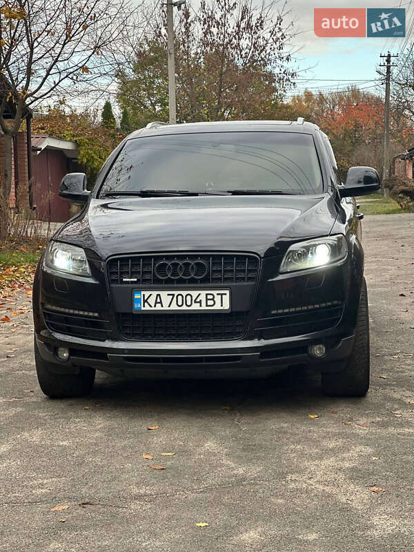 Внедорожник / Кроссовер Audi Q7 2006 в Борисполе