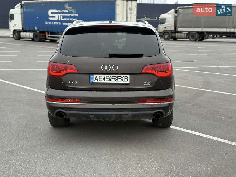 Внедорожник / Кроссовер Audi Q7 2010 в Виннице