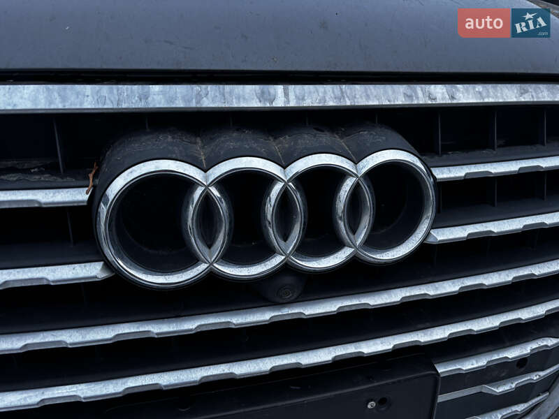 Внедорожник / Кроссовер Audi Q7 2018 в Стрые