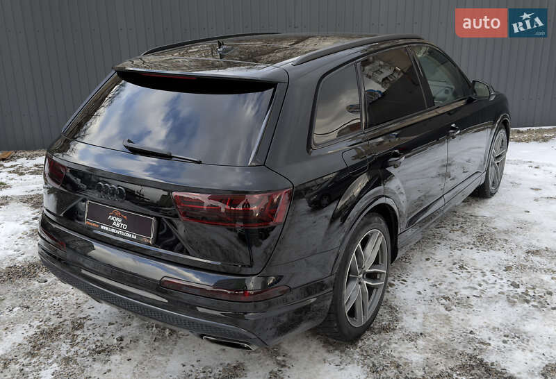 Внедорожник / Кроссовер Audi Q7 2017 в Ивано-Франковске