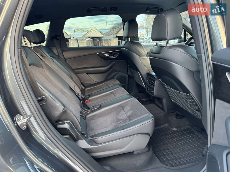 Внедорожник / Кроссовер Audi Q7 2023 в Хмельницком