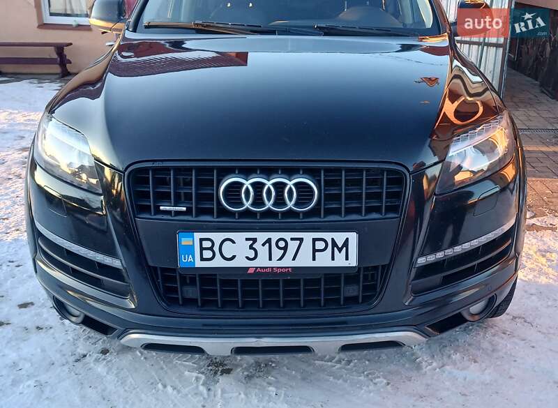 Внедорожник / Кроссовер Audi Q7 2015 в Новояворовске