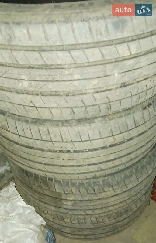 Внедорожник / Кроссовер Audi Q7 2015 в Новояворовске