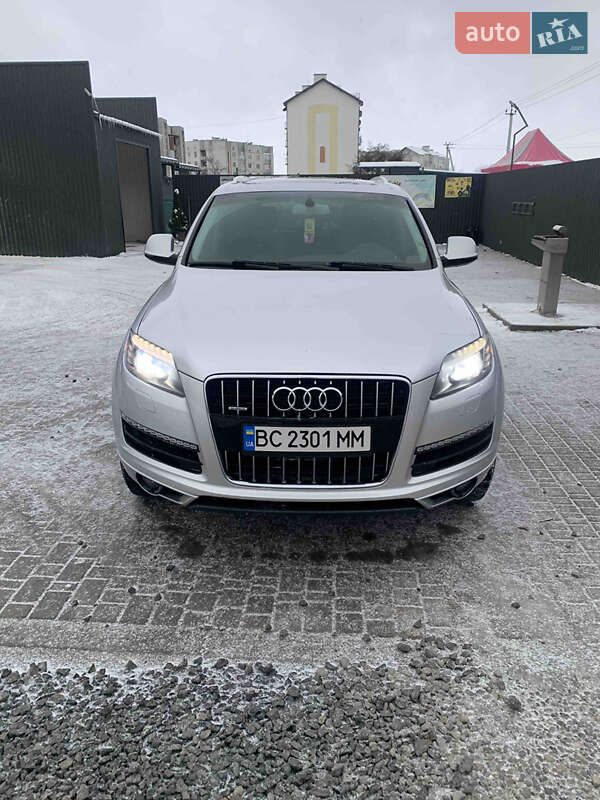 Позашляховик / Кросовер Audi Q7 2015 в Львові