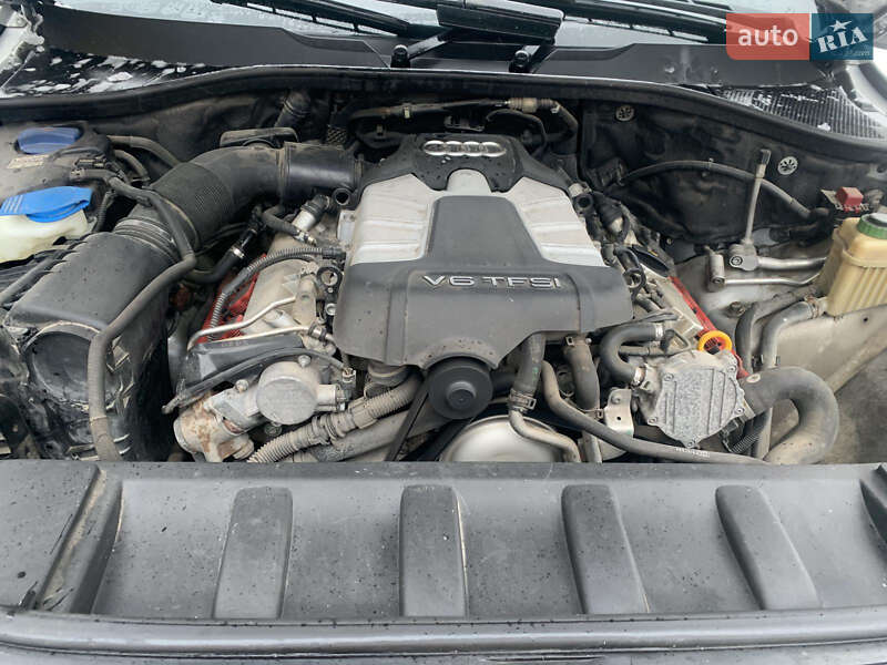 Позашляховик / Кросовер Audi Q7 2015 в Львові