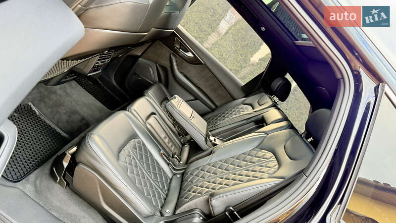 Внедорожник / Кроссовер Audi Q7 2019 в Черновцах