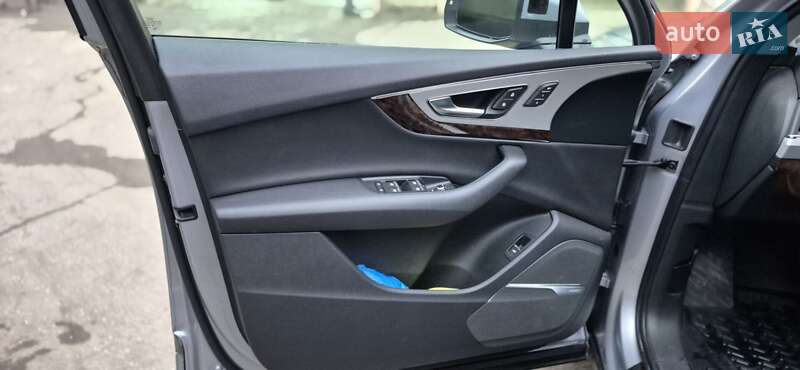 Позашляховик / Кросовер Audi Q7 2018 в Хмельницькому