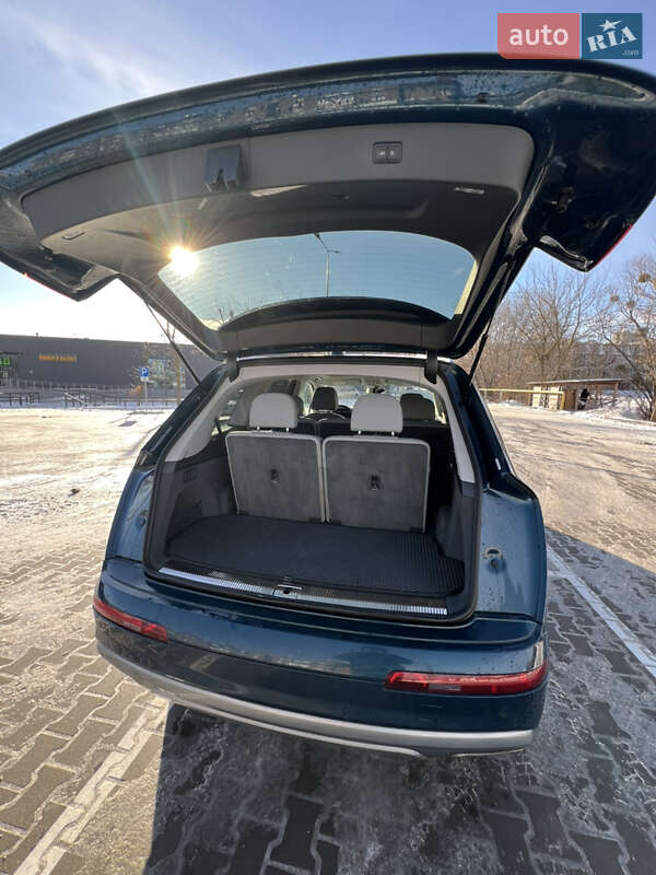 Внедорожник / Кроссовер Audi Q7 2019 в Киеве фото 22 Внедорожник / Кроссовер Audi Q7 2019 в Киеве