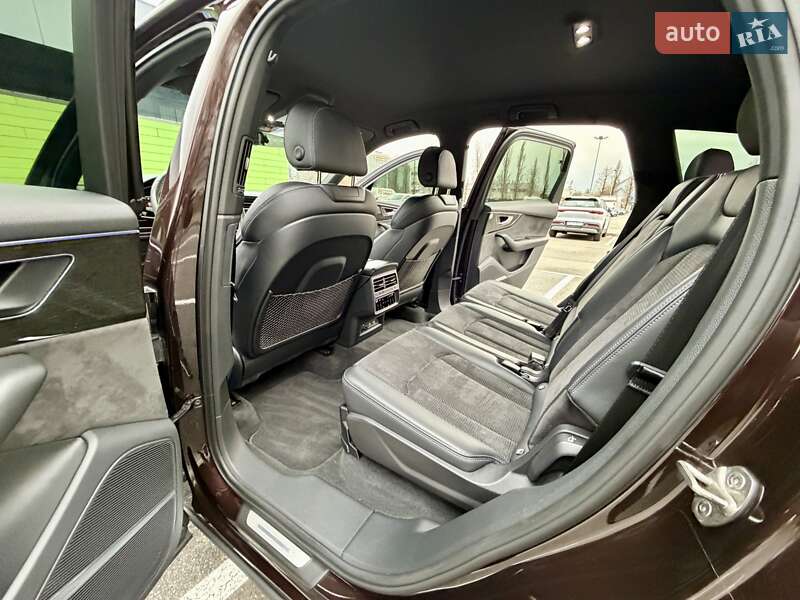 Внедорожник / Кроссовер Audi Q7 2022 в Киеве фото 38 Внедорожник / Кроссовер Audi Q7 2022 в Киеве